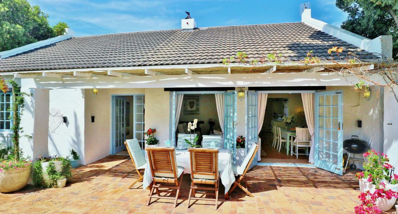 Hout Bay Beach Cottage Exterior photo